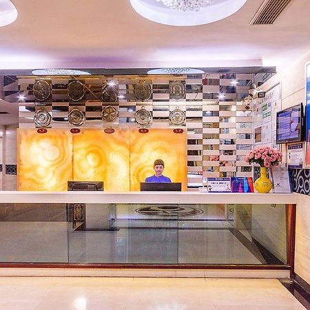 Отель Kaiserdom Zhonghua Plaza Гуанчжоу Экстерьер фото